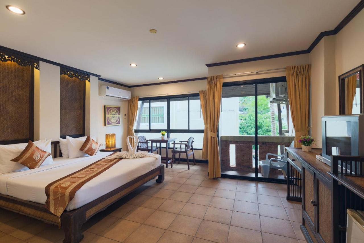 Seeka Boutique Resort Patong Exterior photo